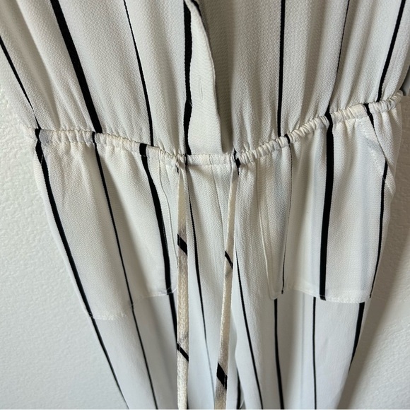NWT Iris Monochrome Striped Button Women’s Large Jumpsuit - Picture 7 of 12